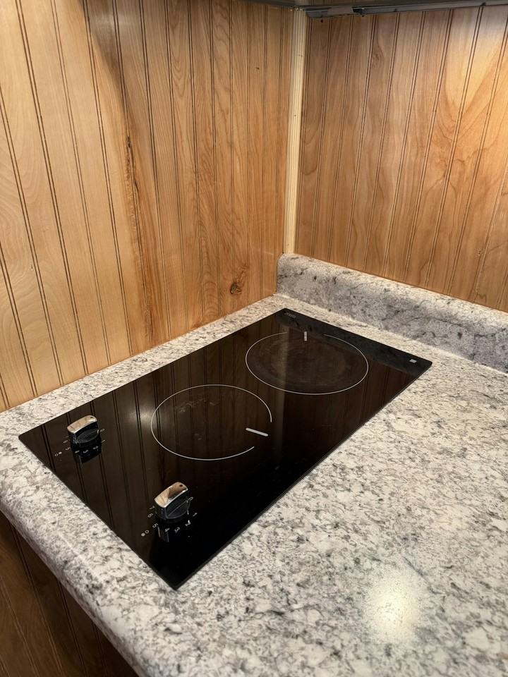 102 N Maple Ave, Unit 10 - Photo 6 of 10