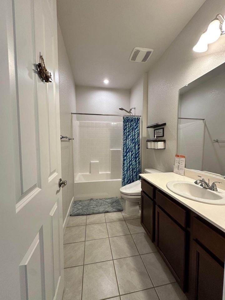 645 Belfonte St, Unit 3 - Photo 5 of 11