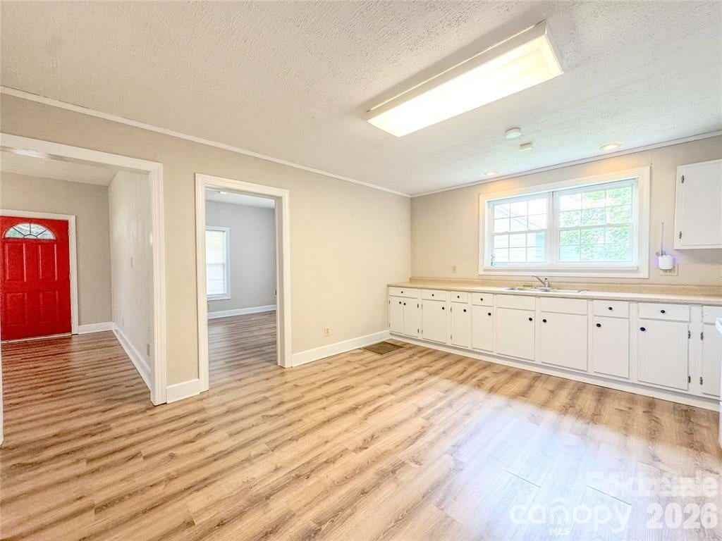 818 Grier St - Photo 6 of 13