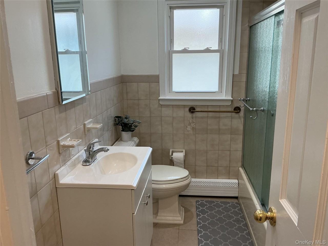 1108 Washington Ave - Photo 7 of 18
