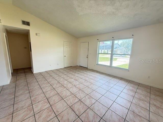 787 Lucaya Dr - Photo 4 of 19
