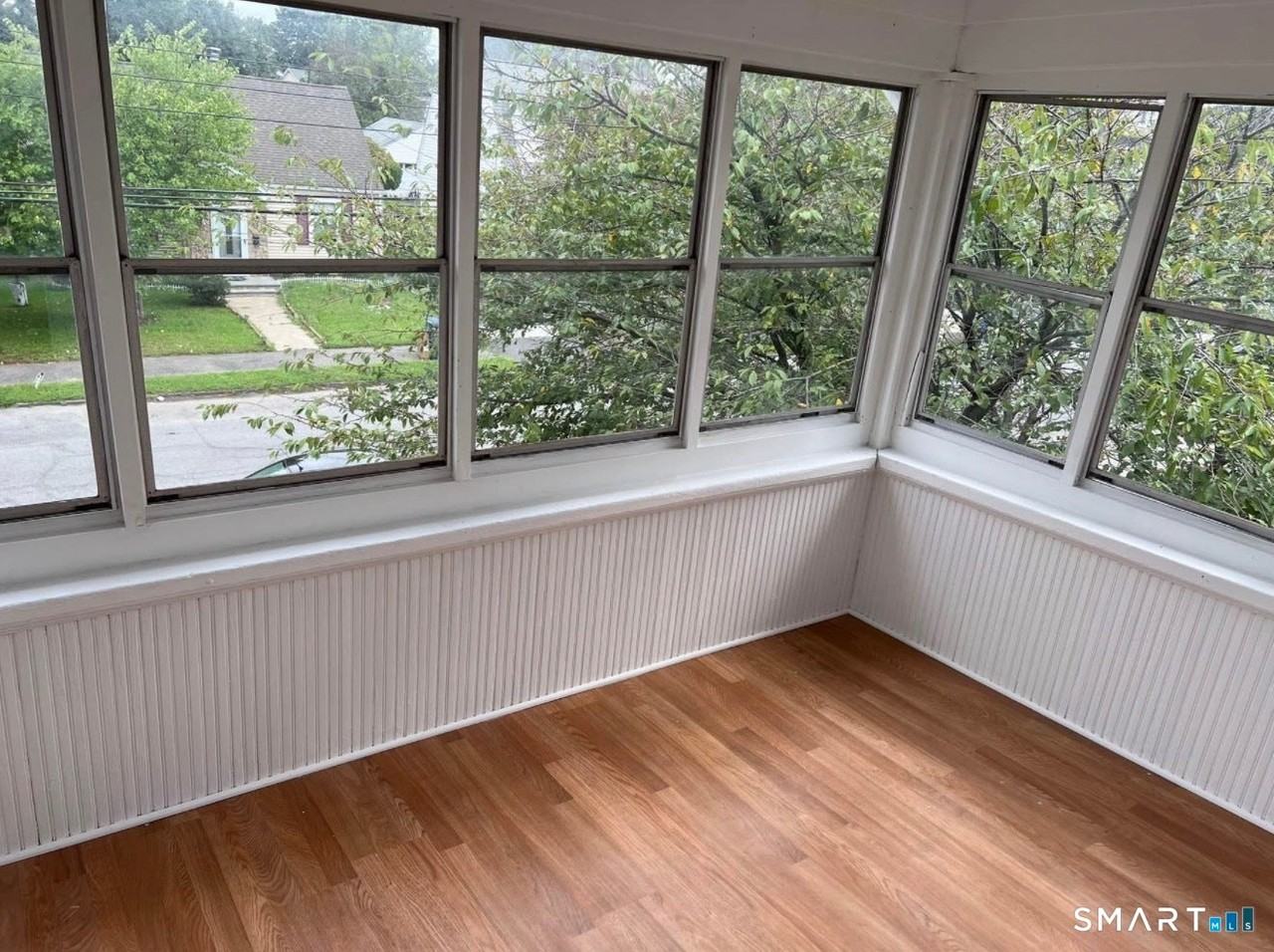 220 Alpine St - Photo 5 of 9