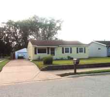 featured image of 2111 Maplehurst Ave