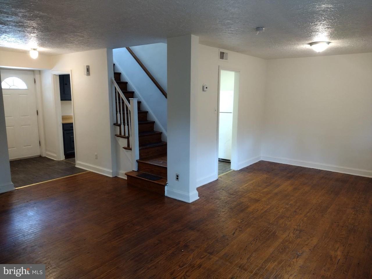 16 S Cannon Dr - Photo 2 of 7