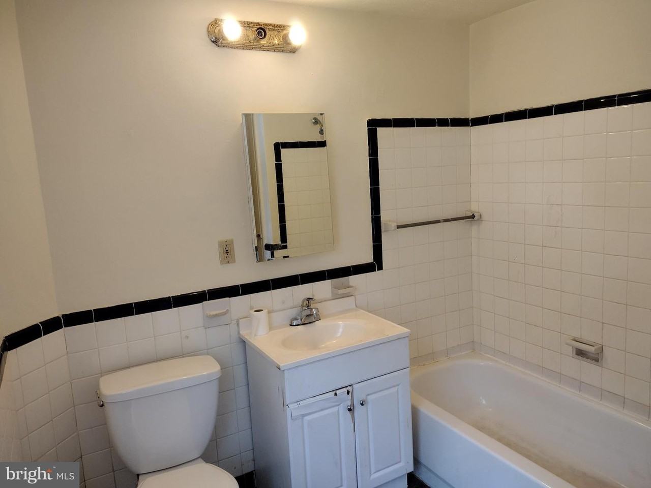 16 S Cannon Dr - Photo 6 of 7