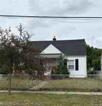 750 Ingleside Ave - Photo 1 of 1
