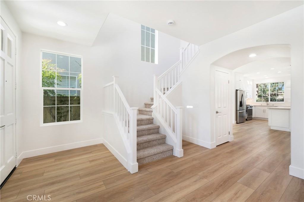 175 Kingswood - Photo 5 of 30