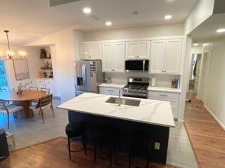 1010 Speer Ln - Photo 3 of 17