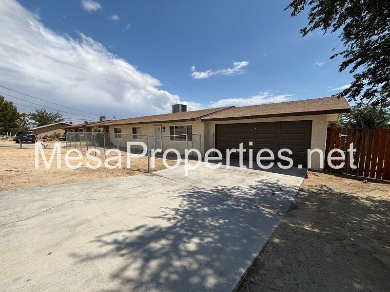 16327 Seneca Rd - Photo 2 of 20