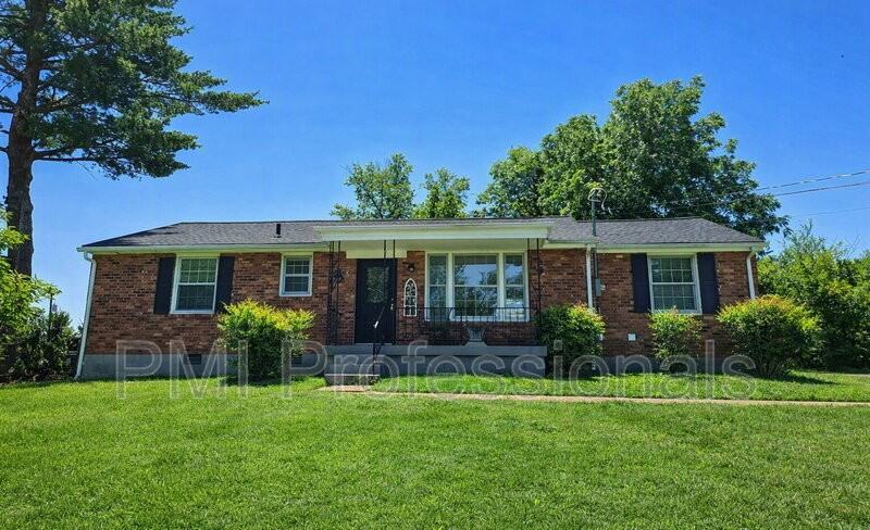 218 Walcott Dr