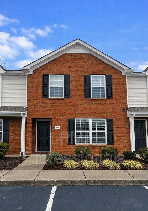 3848 Chippewa Pl