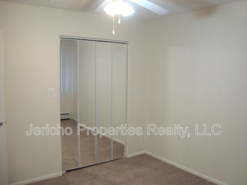 857 S Van Gordon Ct - Photo 4 of 9