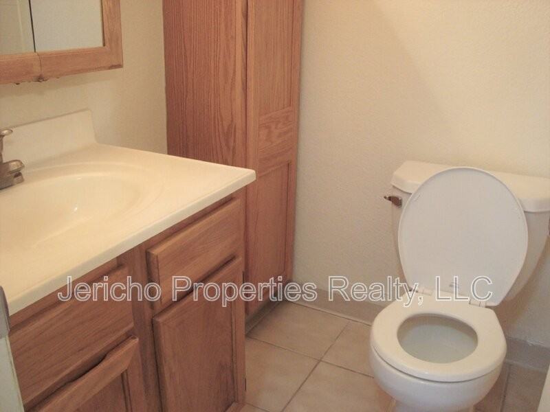 857 S Van Gordon Ct - Photo 5 of 9