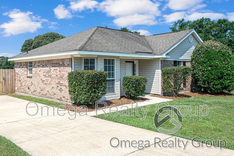 1509 Homestead Dr - Photo 2 of 40