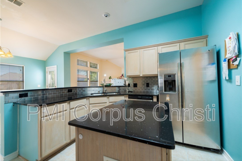 7806 Jim Wells Dr - Photo 7 of 35