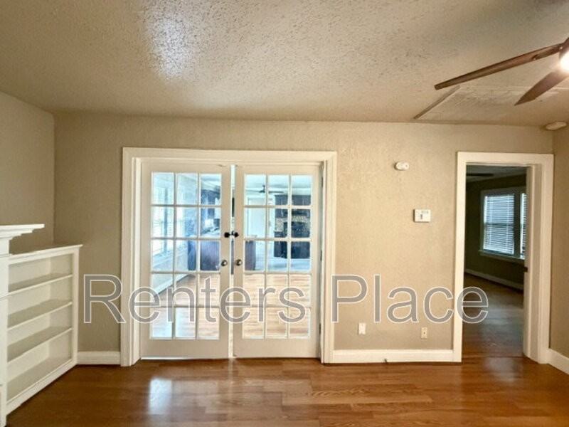 1815 N Boston Pl - Photo 5 of 24