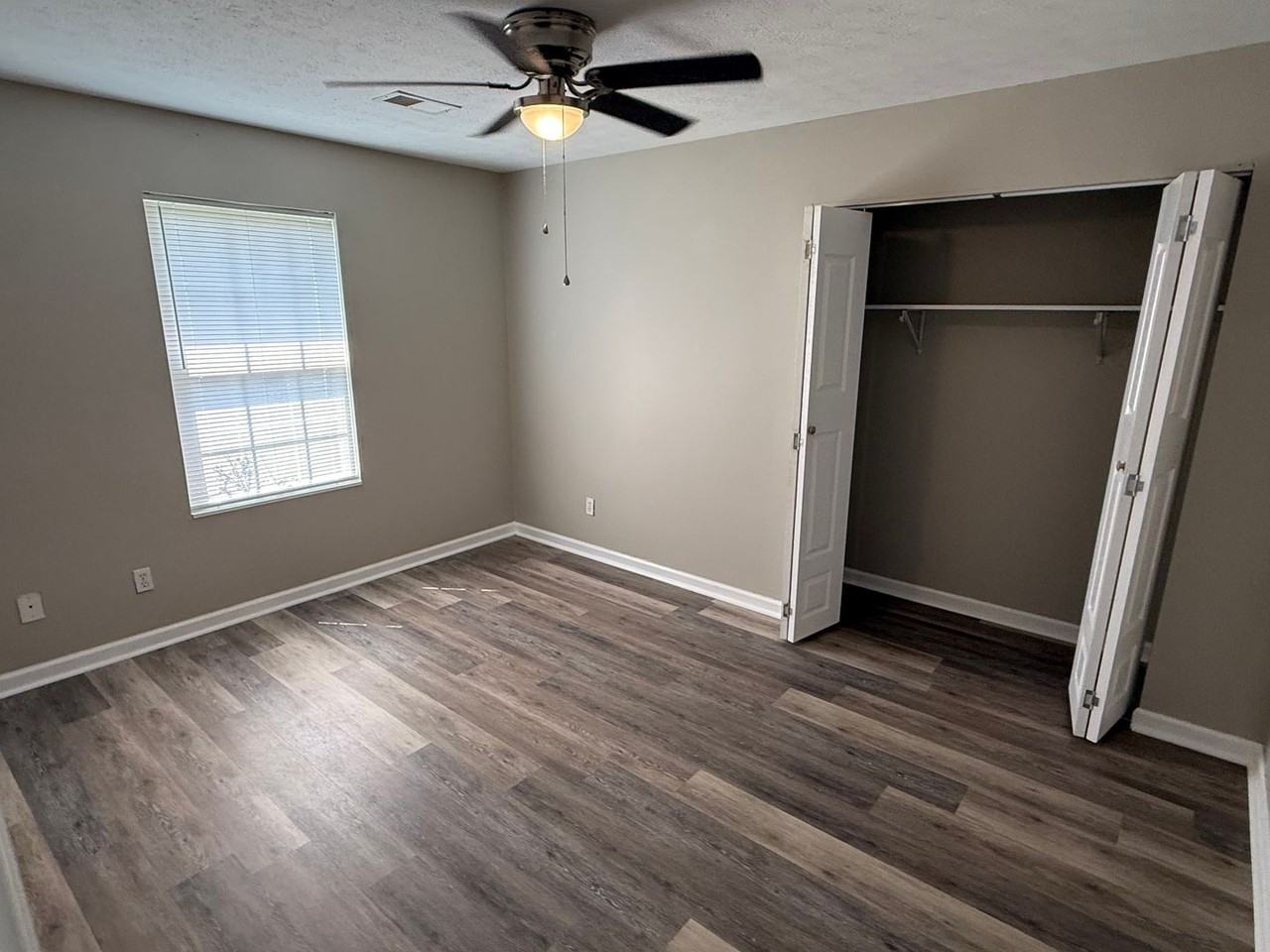 107 Daneswood Ct - Photo 7 of 20