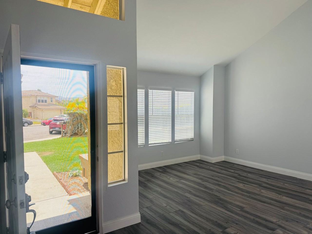 1435 Spyglass Way - Photo 2 of 19