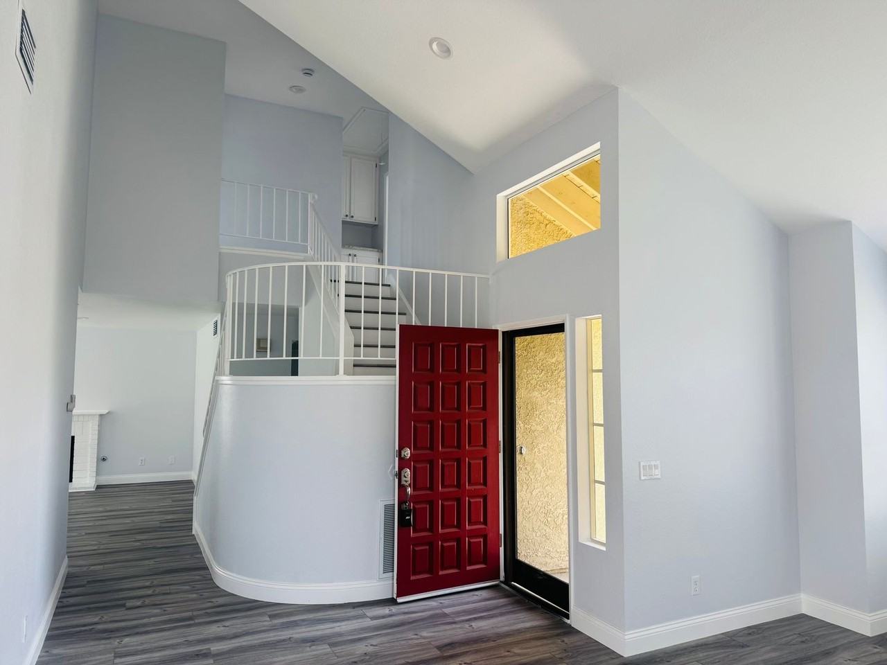 1435 Spyglass Way - Photo 4 of 19