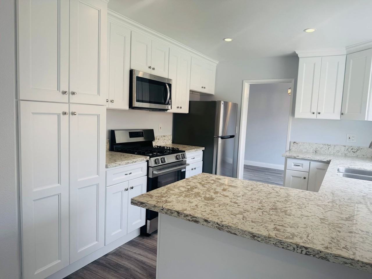 1435 Spyglass Way - Photo 6 of 19