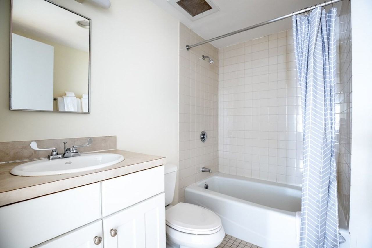 32 Boylston St - Photo 4 of 7