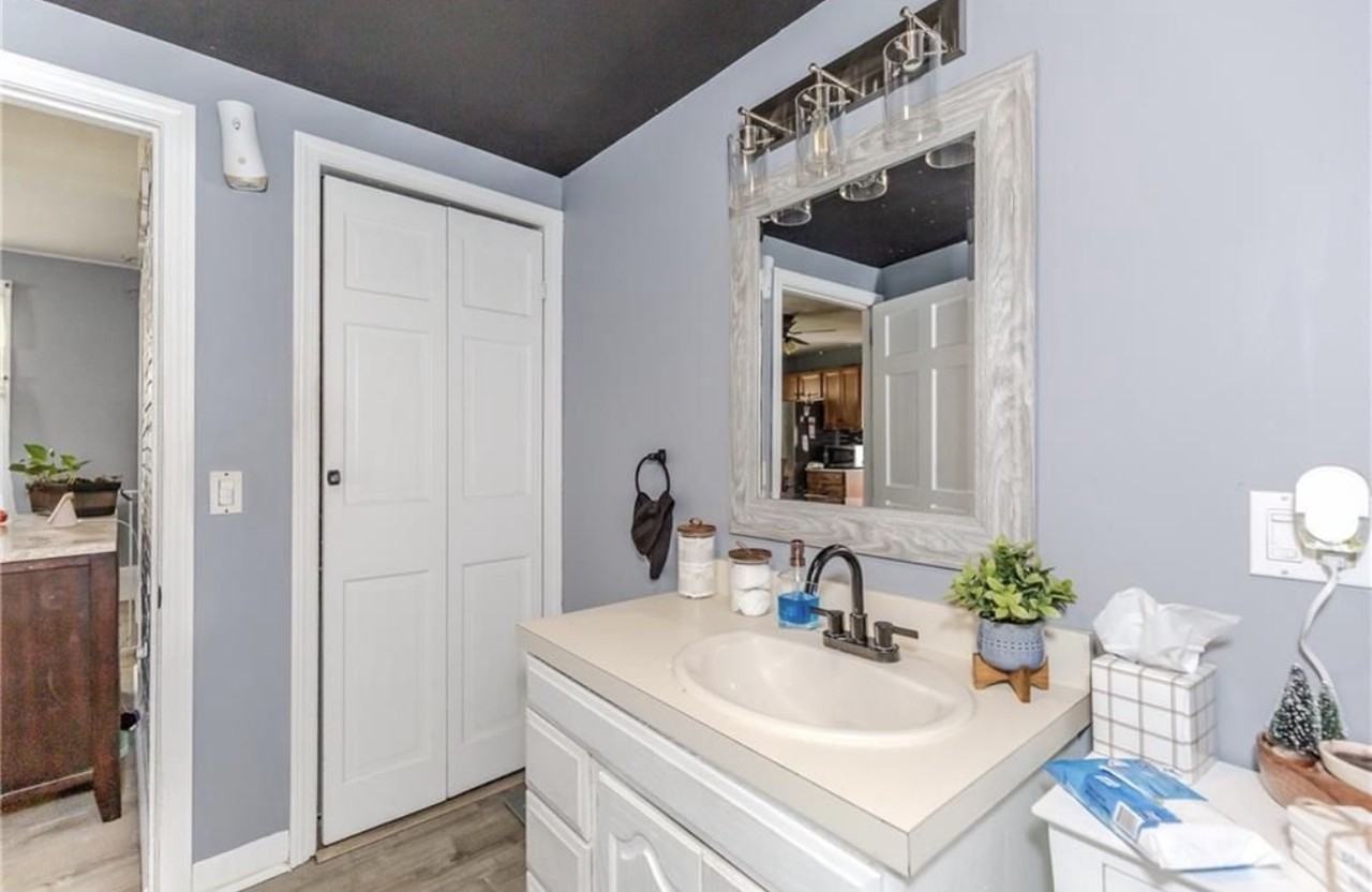 253 Waterman Ave #1 - Photo 5 of 10