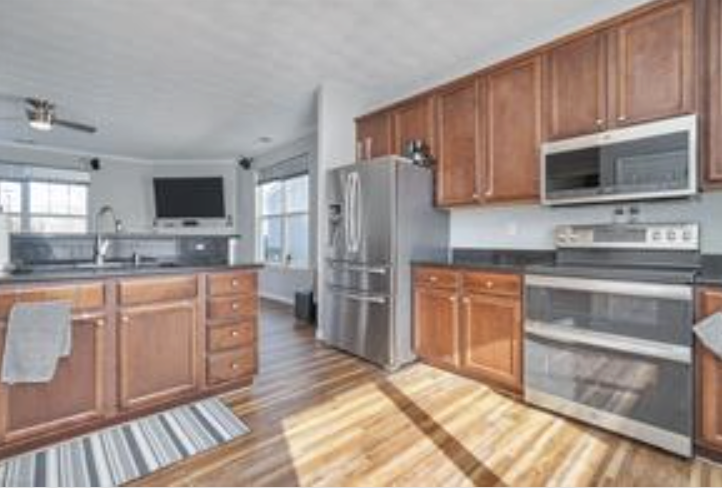 1663 Briarfield Rd - Photo 2 of 6