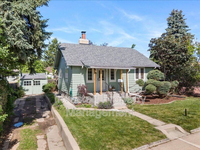 3077 Benton St - Photo 2 of 35