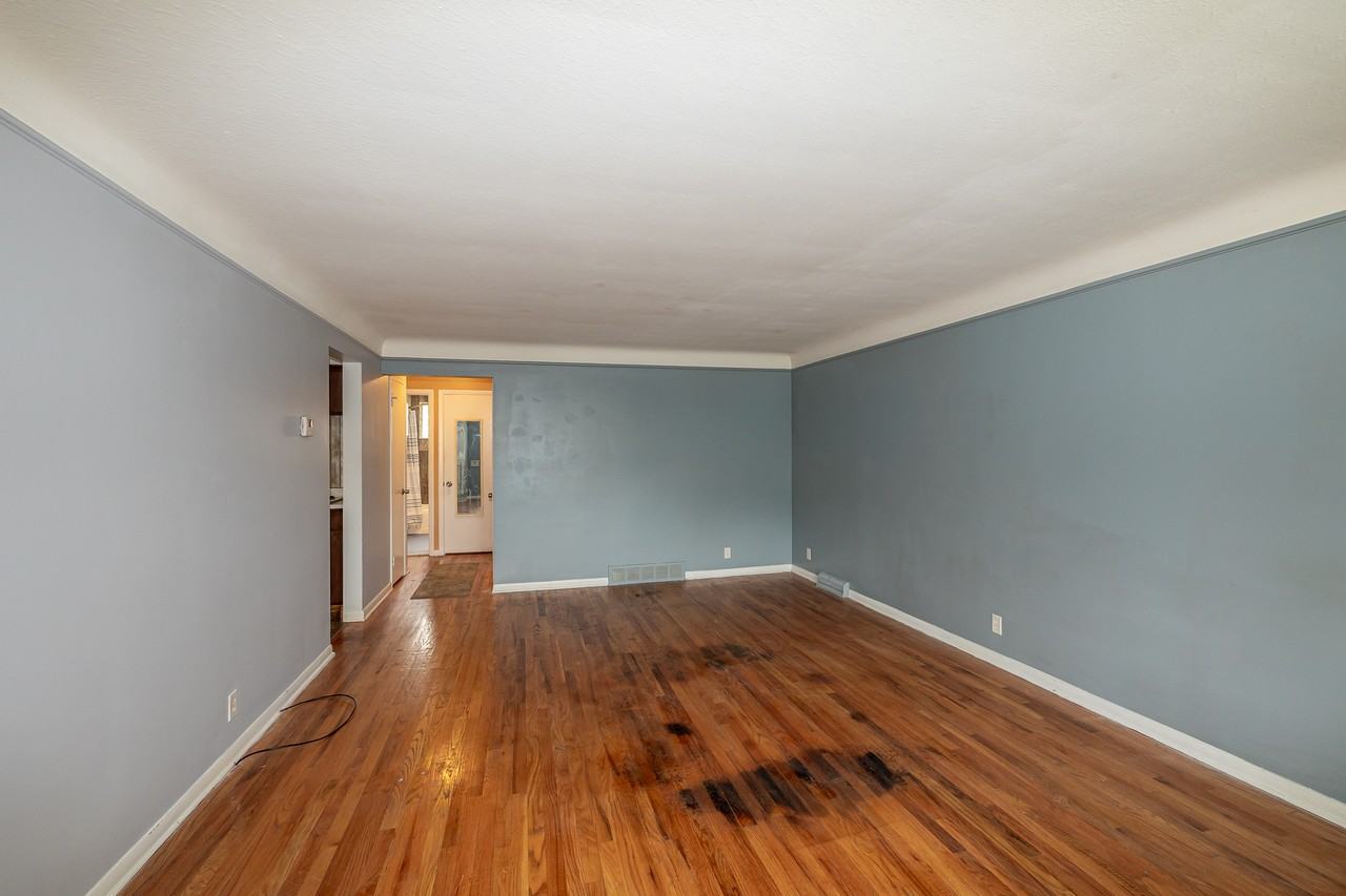 21370 Milan Dr - Photo 6 of 17