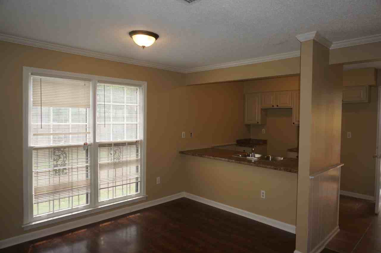 6525 Castle Creek Ln - Photo 5 of 21