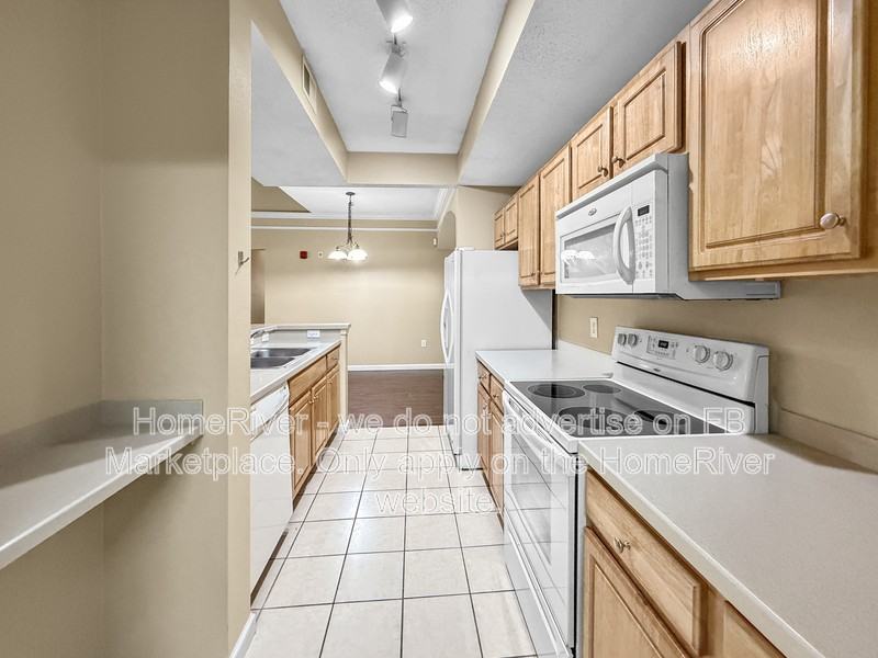 12204 Wild Iris Way #106 - Photo 7 of 18