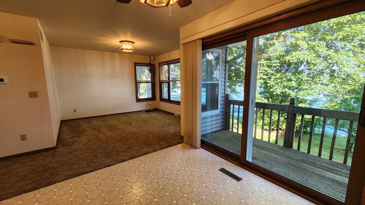 W10606 Hickory Point Rd - Photo 6 of 19