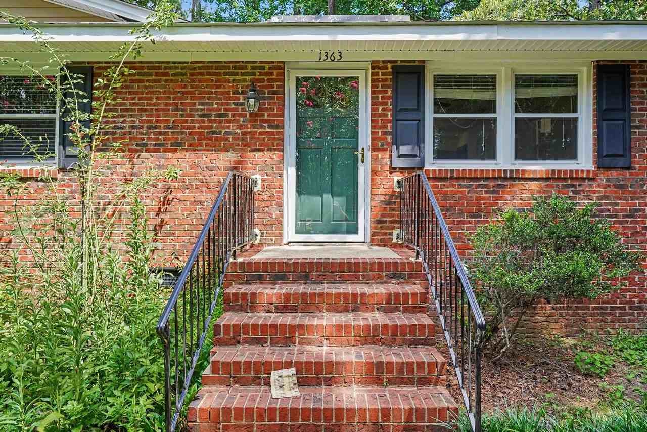 1363 Benson Rd - Photo 4 of 24