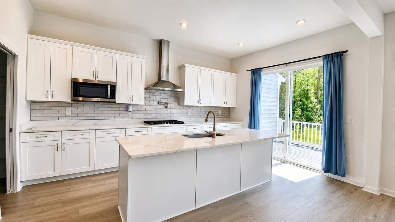 18050 Woods Overlook Dr - Photo 6 of 32