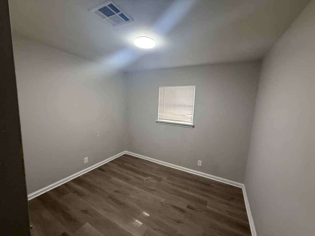 133 Salem Dr - Photo 4 of 14