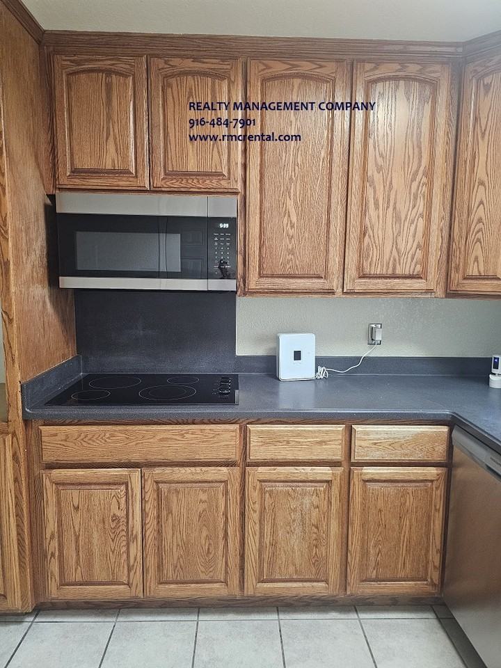 5508 53rd Ave - Photo 2 of 2