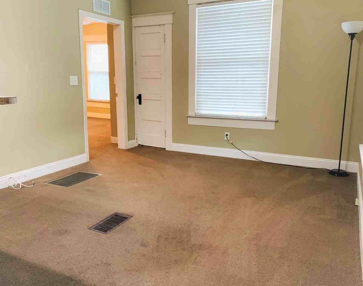 432 8th Ave N #2 - Photo 6 of 14