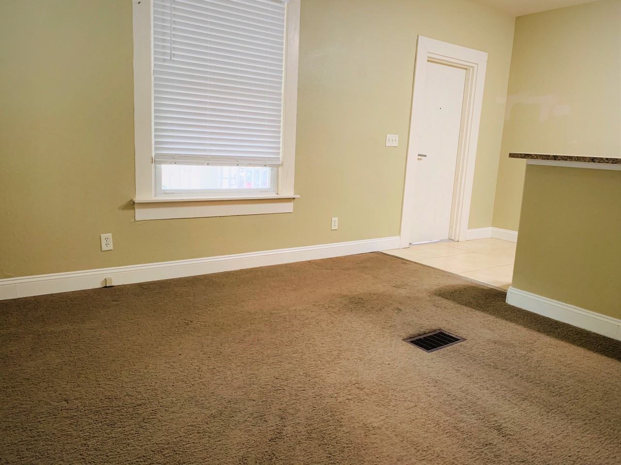 432 8th Ave N #2 - Photo 7 of 14