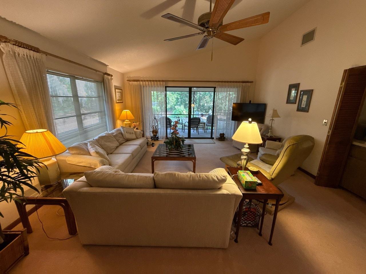 117 Golfview Dr - Photo 2 of 22