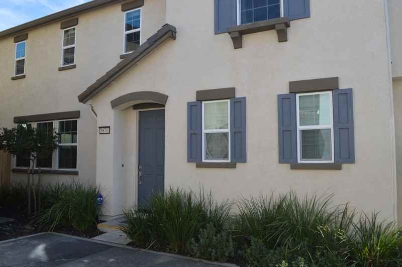 8876 Ariston Ln - Photo 2 of 24