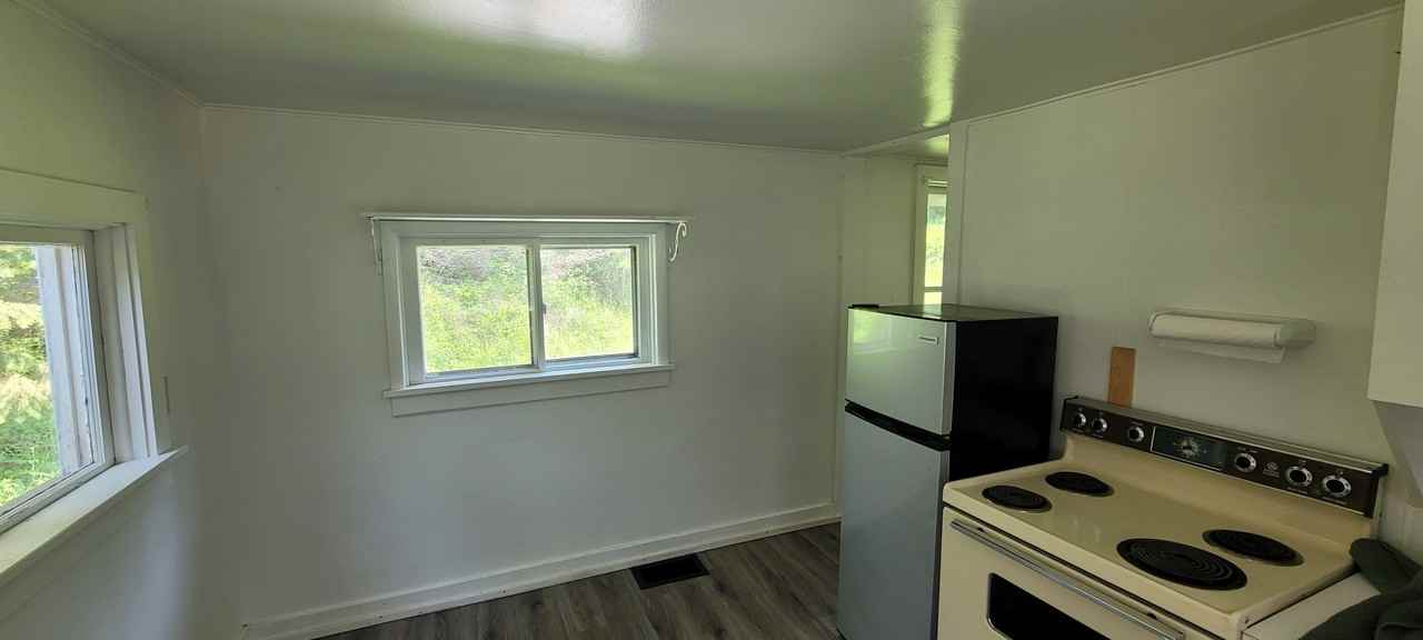 136 Krause Ln - Photo 2 of 10
