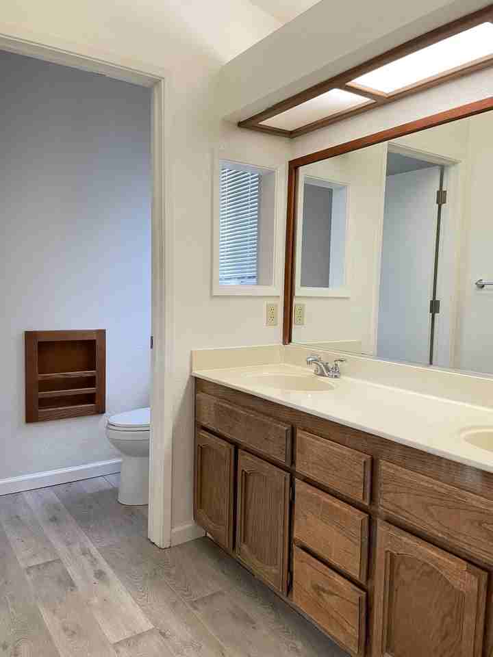 9421 Soaring Oaks Dr - Photo 4 of 11