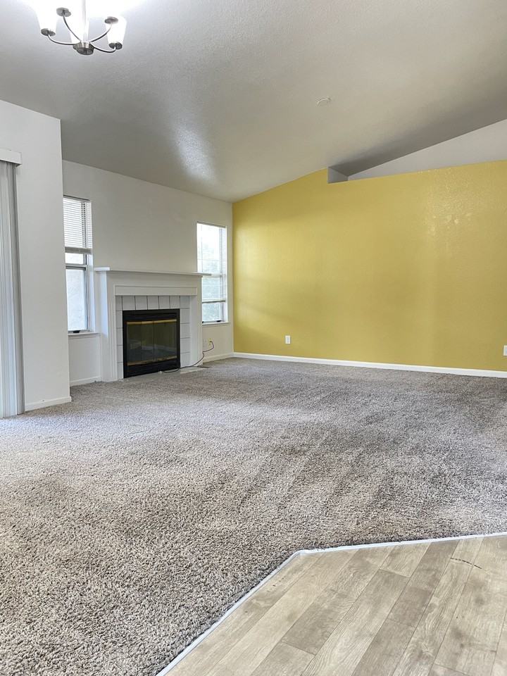 9421 Soaring Oaks Dr - Photo 6 of 11