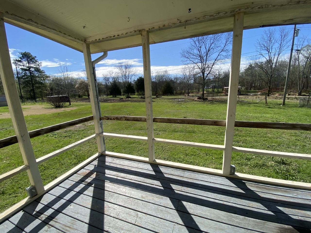 168 Reynolds Dr - Photo 3 of 24