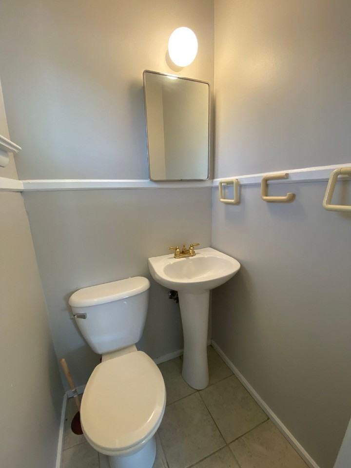 168 Reynolds Dr - Photo 7 of 24