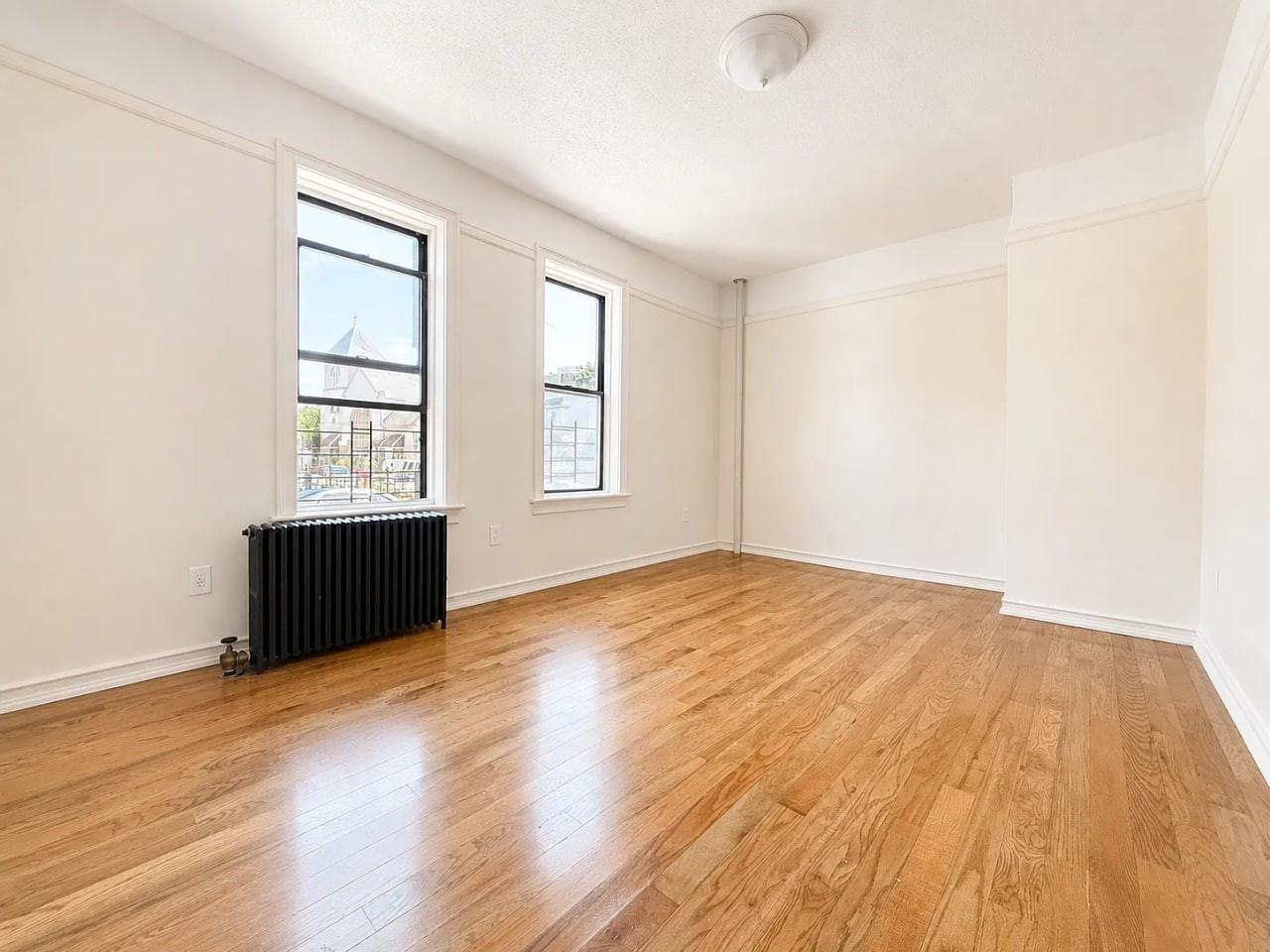 8840 144th St - Photo 5 of 5