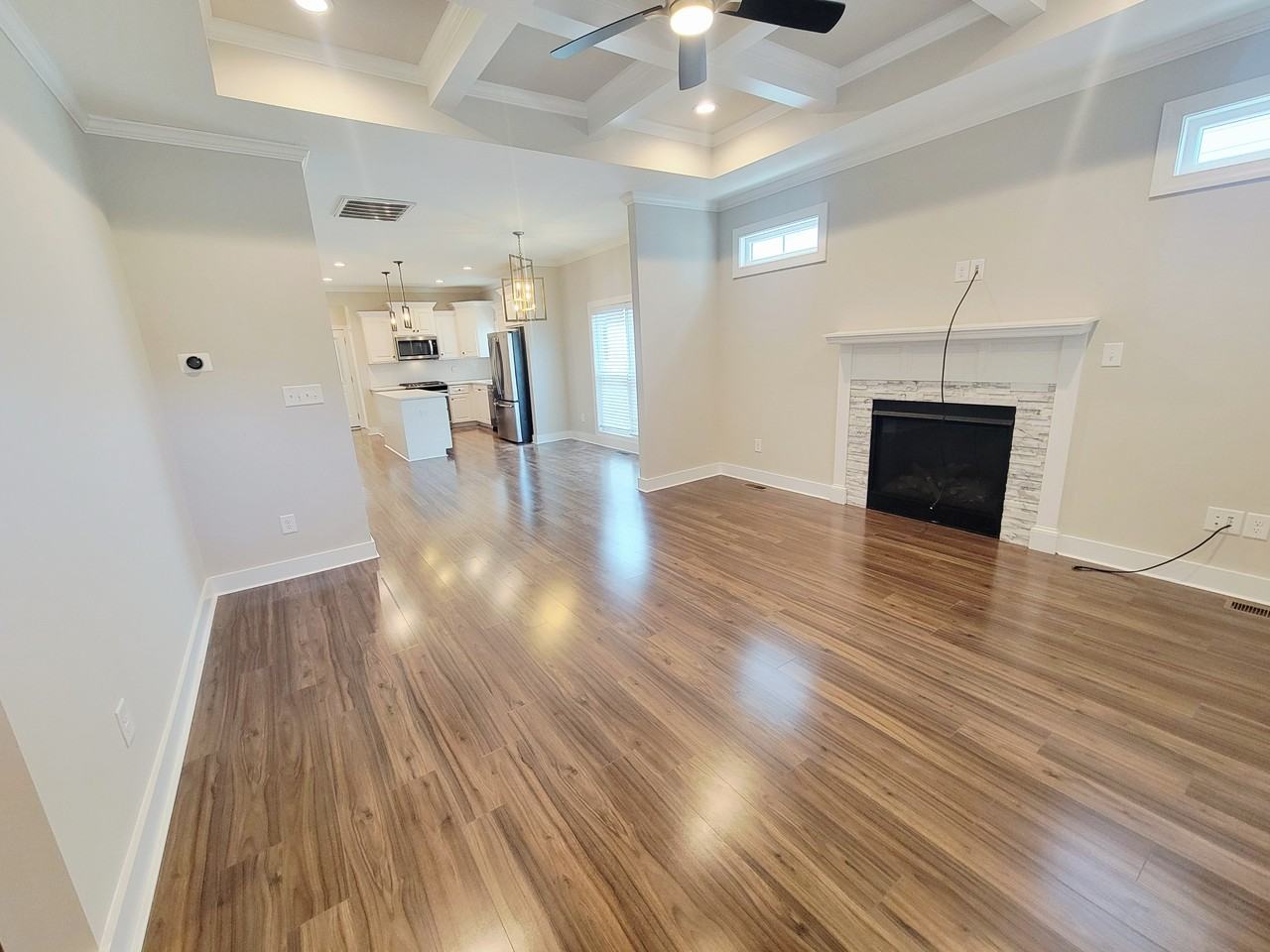 1433 Garner Rd - Photo 3 of 50