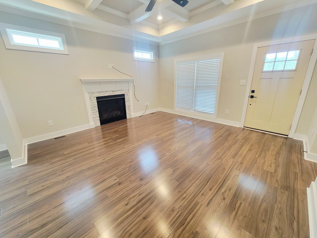 1433 Garner Rd - Photo 7 of 50