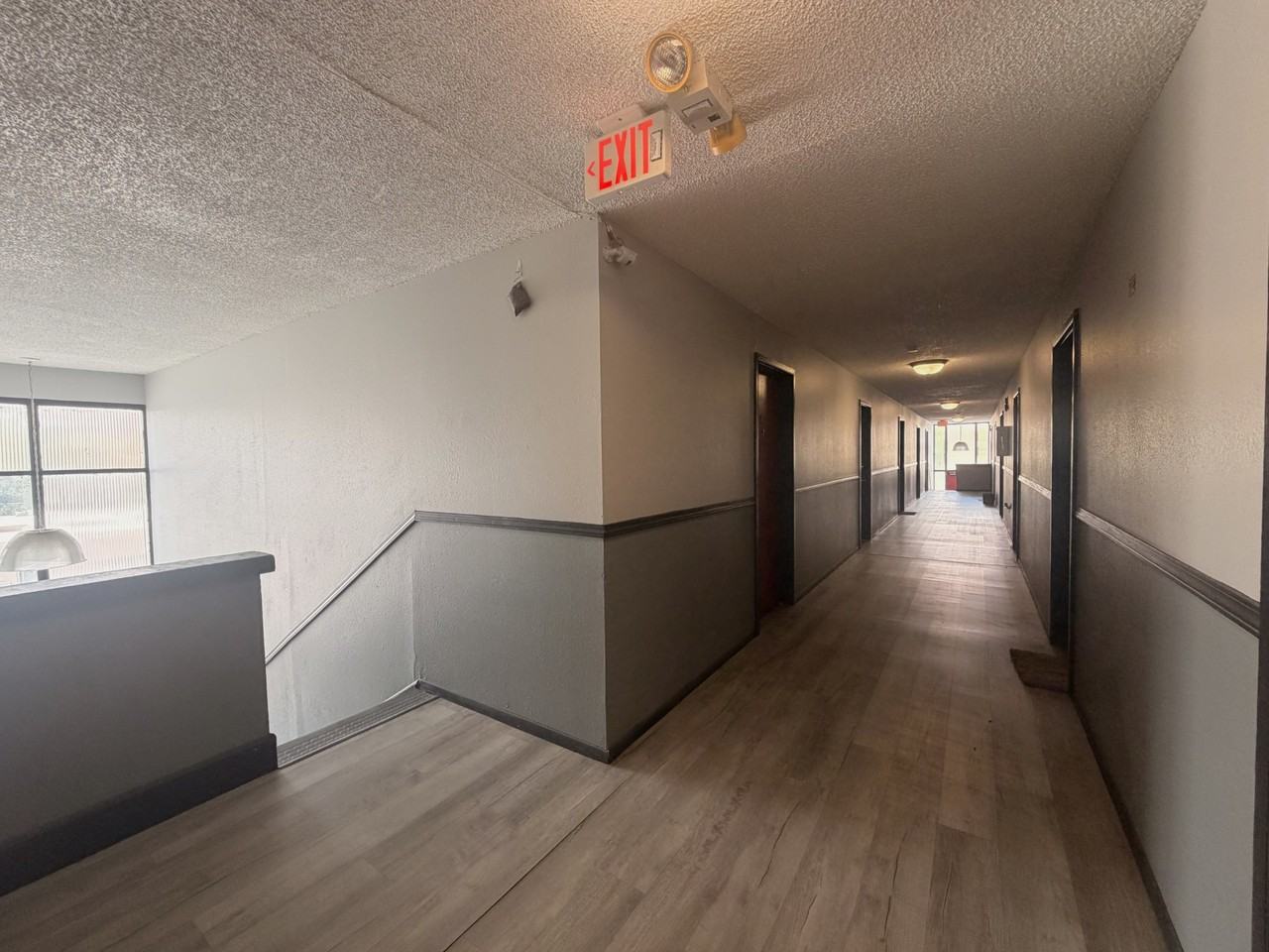1515 Copper Ave Ne - Photo 7 of 10