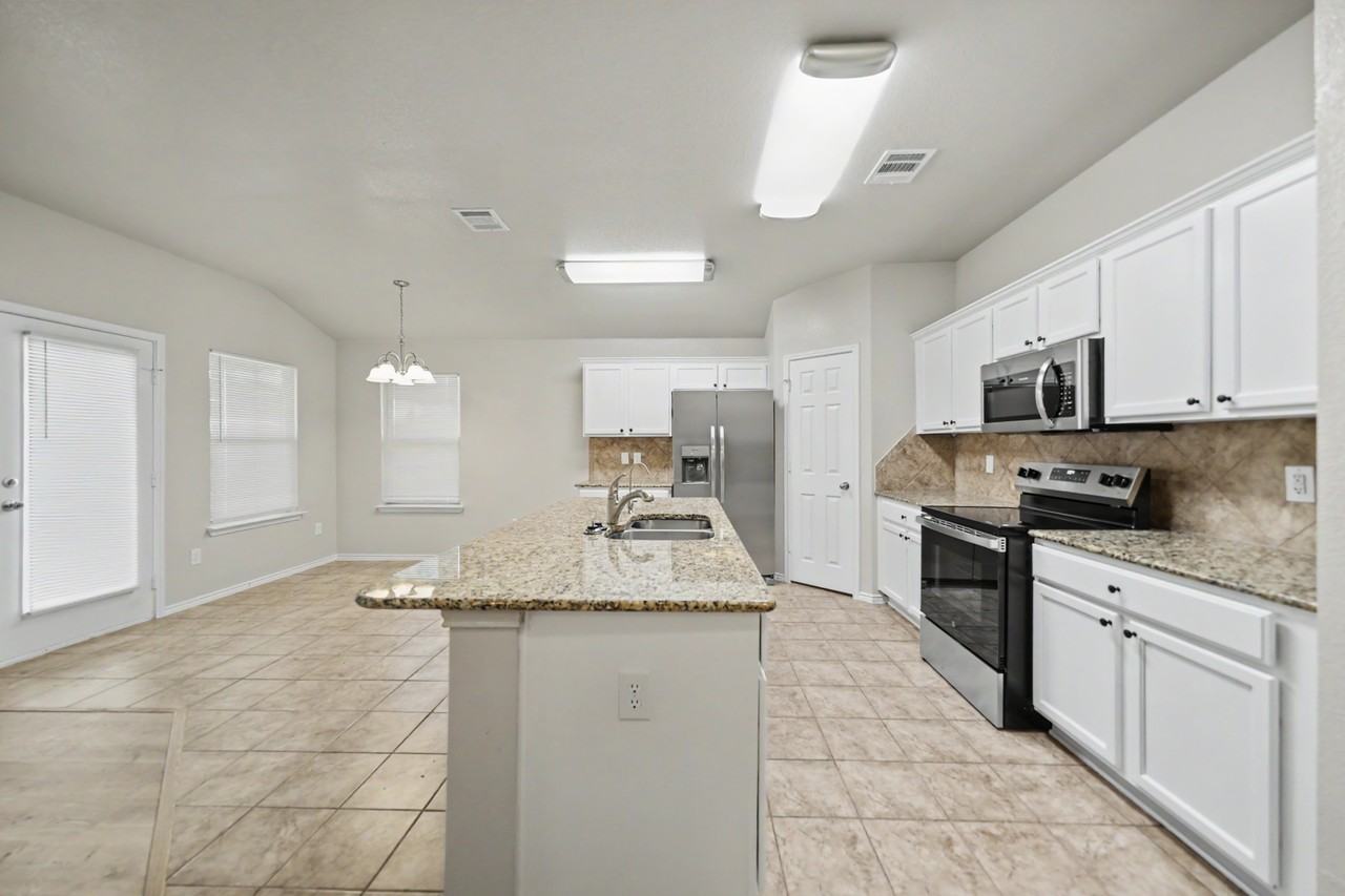 1310 Gigante Dr - Photo 4 of 22